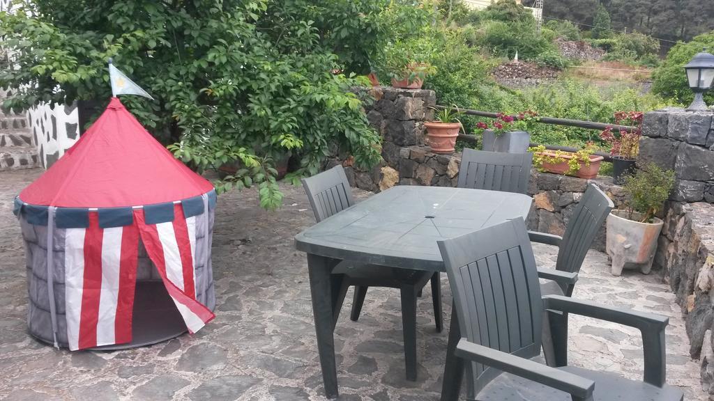 فيلا إيكود ذي لوس فينوسفي Casa Canaria La Moncloa الغرفة الصورة